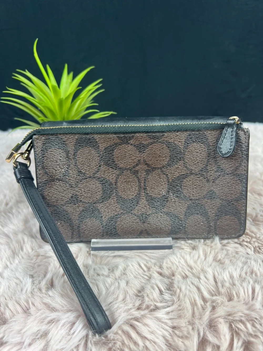 Coach Signature Foldover Wristlet Wallet Clutch Brown Black F78229 - EUC - Picture 4 of 11